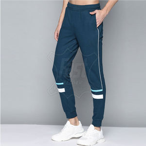 Pantalon en molleton confortable pour homme, design simple, style tendance, pantalon pour homme le plus vendu, personnalisé - Product Image 2