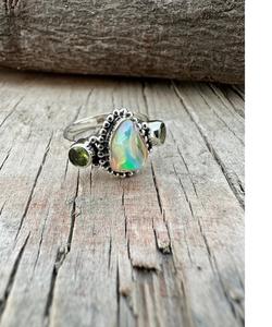 Elegante anillo de piedras preciosas de ópalo de fuego de Plata de Ley 925 sólida para mujer, joyería de declaración única hecha a mano, ajuste de bisel Cristiano - Product Image 1