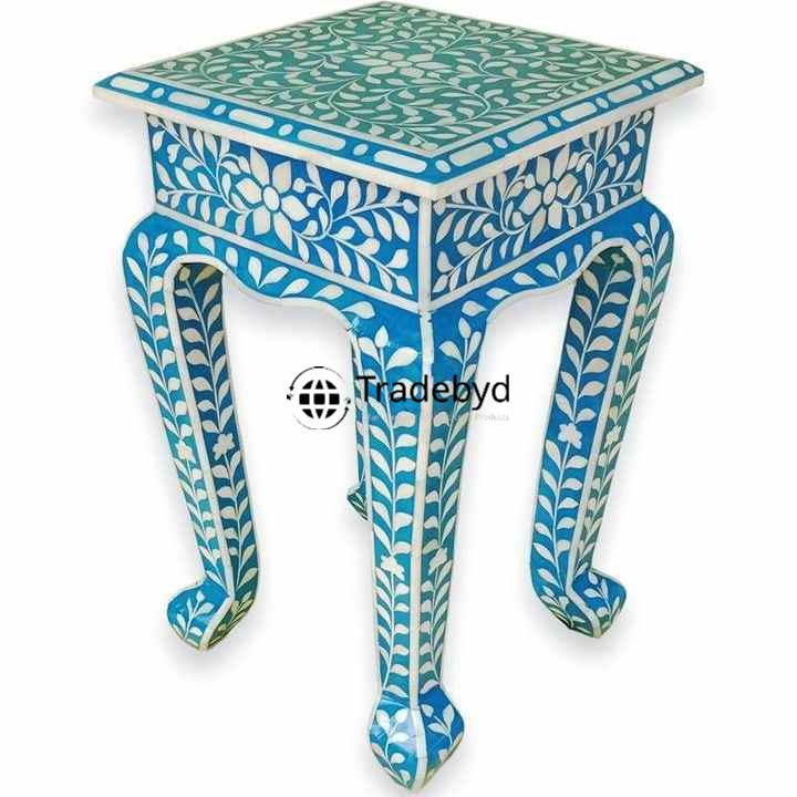 Available in different Colors