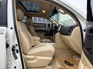 Véhicule d'occasion >8L SUV 4x4 pleine grandeur 2024 automatique édition Moyen-Orient haute performance durable tout-terrain bien entretenu - Product Image 3