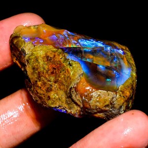 โอปอลสีดำเอธิโอเปียนนีออนที่น่าทึ่งเป็นจำนวนมากโอปอลเอธิโอเปียนธรรมชาติแบบหยาบสำหรับตัดและเครื่องประดับทำเครื่องประดับจากไฟเครื่องประดับโอปอล - Product Image 5