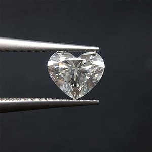 Bagues élégantes en diamant Moissanite certifié D VVS1 taille cœur - Product Image 4