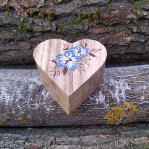 Caja de Joyería en Forma de Corazón de Madera Maciza Premium, Caja de Madera Hecha a Mano para Guardar Joyas, Decoración del Hogar, Regalo - Product Image 1