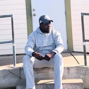 ชุดเสื้อสเวตเตอร์คอกลมแบบมีฮู้ดสำหรับผู้ชายชุดวอร์มคอตตอน100% ทรงหลวมสลักลายนูนโลโก้ออกแบบได้ตามต้องการ - Product Image 2