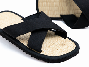 รองเท้าแตะแพลตฟอร์มอบเชยเอเวอร์กรีนอินเทรนด์ใหม่สายไขว้สวมใส่สบายกันลื่นระบายอากาศออกแบบมาสำหรับการนวดเท้าในฤดูร้อน - Product Image 5