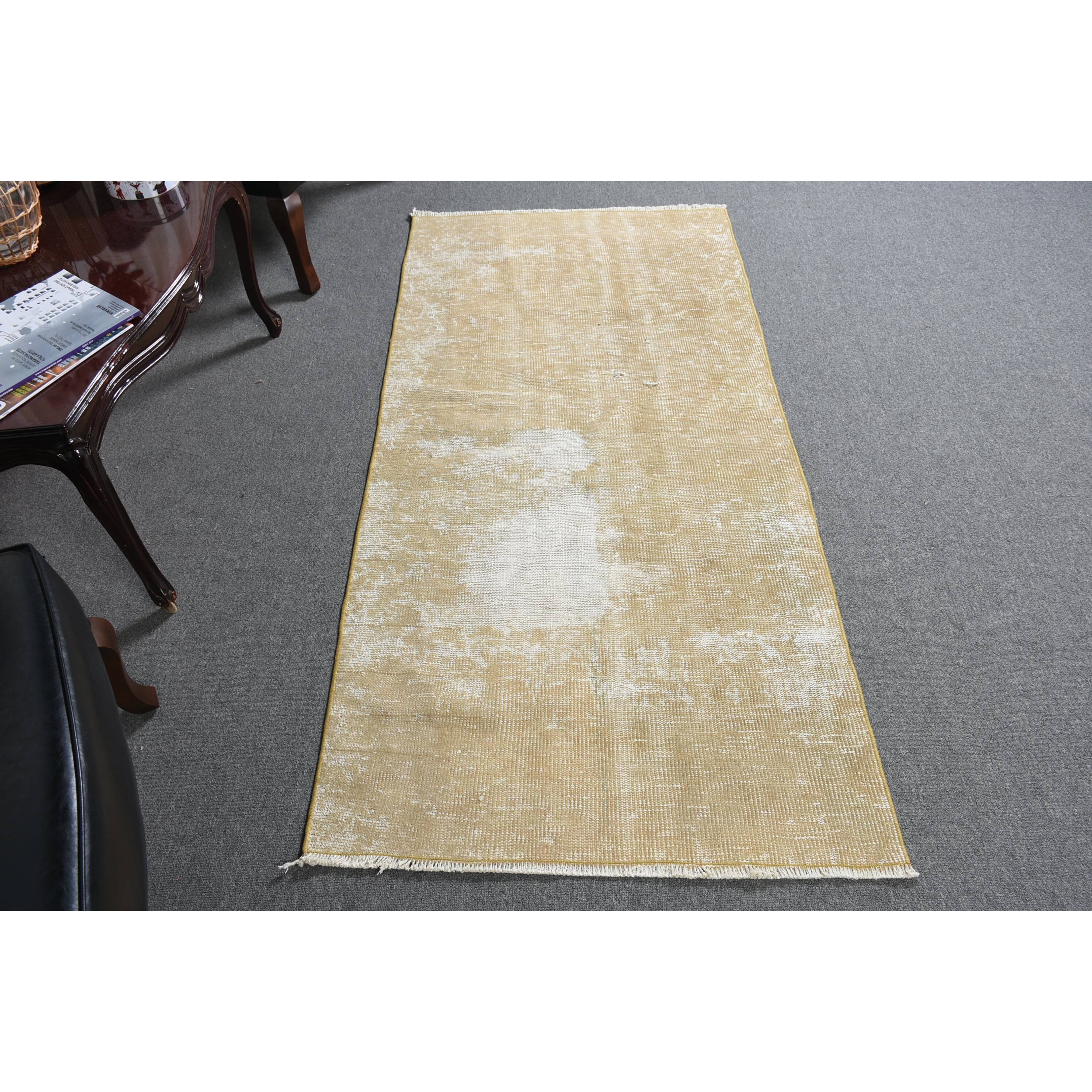 สีเหลือง