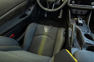 Nissan Z Proto Spec 2023 certifié propre et en bon état - Product Image 3