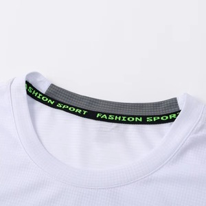 Camiseta deportiva de secado rápido con logotipo personalizado para hombre y mujer, 100% algodón, seda helada, manga corta, uniforme de equipo, bordado de diseño Cultural - Product Image 2