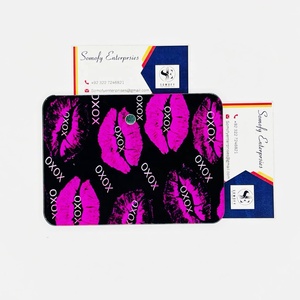 Plateau à cils en plastique écologique avec design lèvres personnalisé, pour extensions de cils, avec pince magnétique et logo personnalisé - Product Image 3