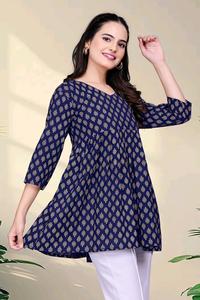 Ropa étnica india lista para usar Kurtis cortos de algodón puro y Top para uso diario informal cuello en V hermosos Kurtis con estampado de bloque - Product Image 5