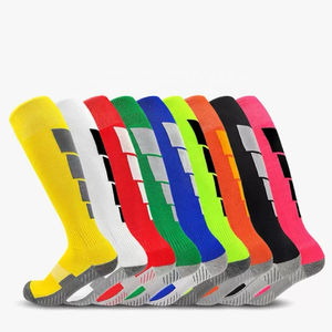 Chaussettes de sport professionnelles de qualité supérieure Utilisation en extérieur Chaussettes décontractées respirantes en coton fabriquées en usine - Product Image 1