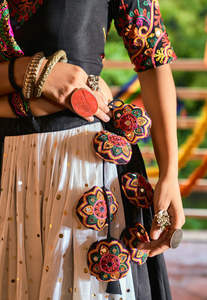 Diseño de calidad Hit 2025 Lehenga Choli con bordado de encaje elegante colección de diseñador indio Dupatta - Product Image 3