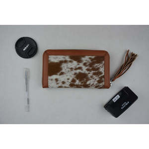 LAXURA <b>Small</b> Genuine Cowhide <b>Leather</b> Ladies <b>Wallet</b> Elegant and Stylish - Product Image 1