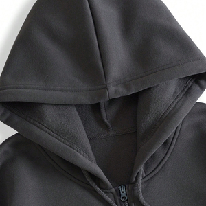 Veste à capuche unisexe en jean noir personnalisé avec logo frontal, fermeture éclair, coupe oversize, hiver, éco-responsable, premium, décontractée, streetwear, vêtement d'extérieur - Product Image 5