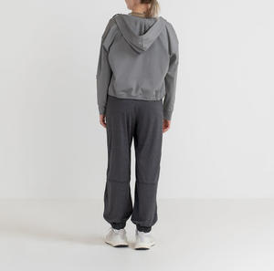 เสื้อฮู้ดกีฬาซิปเต็มรูปแบบสำหรับผู้หญิงเสื้อมีฮู้ดแฟชั่นลำลองสำหรับออกกำลังกายโลโก้แบบกำหนดเองใหม่ - Product Image 1