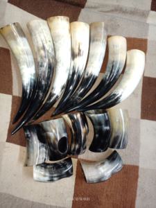 Artesanía de la mejor calidad, cuerno artesanal, recipiente para beber, estilo náutico, decoración del hogar, aguamiel pulida, artículos para beber de animales - Product Image 2