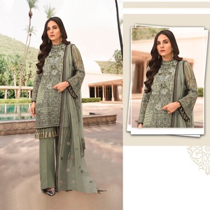 Costume Salwar à coupe droite en georgette de renard lourd de luxe de qualité supérieure avec Naazneen imprimé Dupatta disponible à un prix abordable - Product Image 1