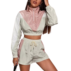 Ensemble de shorts pour femmes avec logo personnalisé Veste coupe-vent et short taille haute pour entraînement en nylon pour entraîneurs - Product Image 5