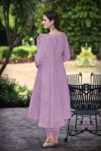 ชุด Salwar ปักลายพื้นเมืองของผู้หญิงชุด G103-Purple พร้อมกางเกง Kurta และ Dupatta สำหรับงานแต่งงานใส่ได้พอดีตัว - Product Image 2