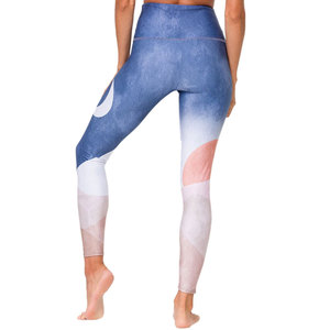 Leggings de yoga à taille élastique Leggings à sublimation pour femmes les plus populaires Leggings de fitness actifs Leggings à sublimation de marque privée - Product Image 4