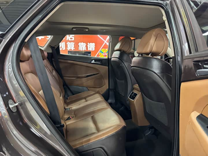 <span class=keywords><strong>Hyundai</strong></span> <span class=keywords><strong>Tucson</strong></span> <span class=keywords><strong>2015</strong></span> 1.6T de Doble Embrague y Tracción en Dos Ruedas, Autos Usados con Modelo Inteligente - Product Image 5