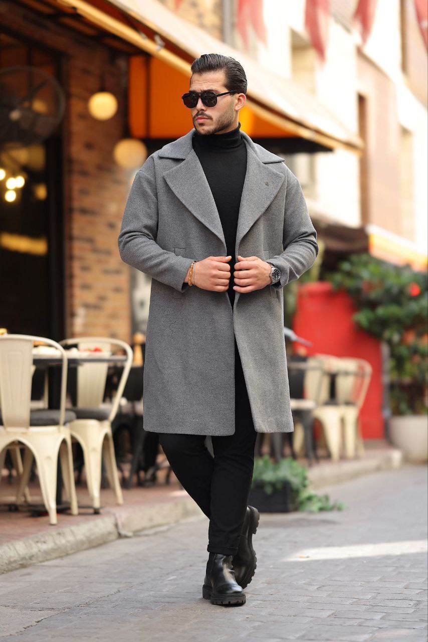 สีเทาเข้ม