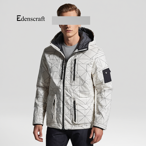 Chaqueta de invierno con aislamiento pesado para hombre con capucha duradera, prendas de vestir exteriores cómodas y cálidas para clima frío, bolsillos para capas - Product Image 6