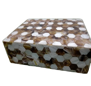 Belles boîtes en bois en résine faites à la main pour eid mubarak, boîtes à faveur pour eid ramadan - Product Image 5