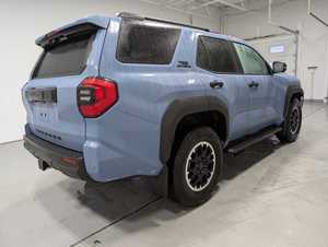 Toyota 4Runner TRD Off Road Premium 4WD d'occasion 2025, i-FORCE MAX 2.4L hybride 4 cylindres turbocompressé - Product Image 4