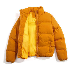 Veste matelassée formelle pour homme en marque propre, vêtements d'hiver isolés avec logo frontal pour les marques américaines, service OEM - Product Image 1