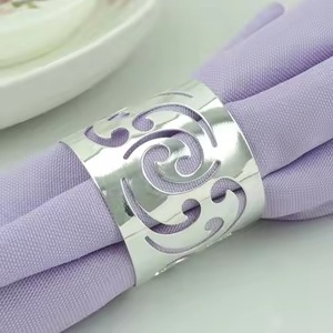 Diseño de alambre en espiral, servilletero de Metal dorado, accesorio decorativo de mesa elegante para uso en restaurante de fiesta de boda - Product Image 4