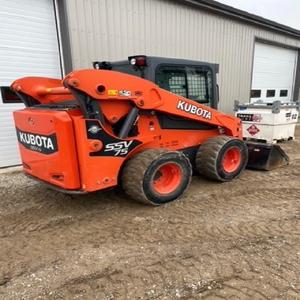 Minicargadores Kubota de calidad superior SSV75 2ton 3ton 5ton 6ton Motor diésel Compre entrega rápida para trabajos de construcción - Product Image 6