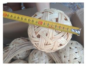 Venta al por mayor Pelota de ratán natural de juguete para gatos, hámsteres de Vietnam con alta calidad Bolas de Sauce de ratán de juguete - Product Image 5