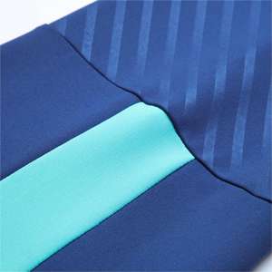 Camiseta clásica de poliéster de punto de manga larga para hombre personalizada con técnica de impresión para fútbol Logotipo de nombre de equipo en blanco - Product Image 3