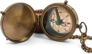 Brújula de Bolsillo Clásica de Cobre Hecha a Mano |   Reloj Náutico Antiguo Rectangular Totalmente Funcional y Ecológico con Estuche de Cuero - Product Image 4