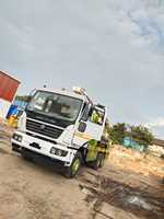 Machine de forage de puits d'eau montée sur camion d'occasion, DTH 300-350 mètres, capable de forage DTH et rotatif
