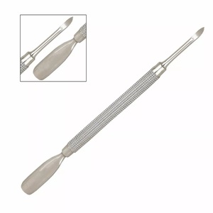 Les meilleurs poussoirs à cuticules en acier inoxydable Outils de soin des ongles essentiels pour les poussoirs à cuticules de manucure - Product Image 4