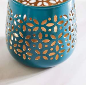 Candelabros de Hierro de Lujo con Acabado Metálico Liso e Interior Dorado en Polvo para Centros de Mesa de Boda y Decoración del Hogar - Product Image 5