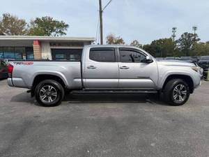 Precio bajo, Toyota Tacoma 2017, auto usado en venta - Product Image 5