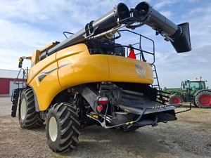 Qualité Bonne Agriculture Machines Moissonneuse-batteuse Nouvelle Et Hollande CR9.90 Moissonneuse-batteuse Pour Le Riz Et Le Blé Prix Bon Marché - Product Image 6