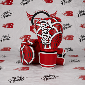 Guantes de Boxeo Brave Heart Azules y Blancos con Estampado por Sublimación, Cierre de Velcro, Equipo de Artes Marciales para Adultos - Product Image 3