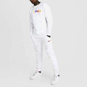 Conjunto Deportivo Unisex Ecológico de Dos Piezas con Estampado Sólido, Sudadera con Capucha y Pantalones para Entrenamiento Deportivo - Product Image 4