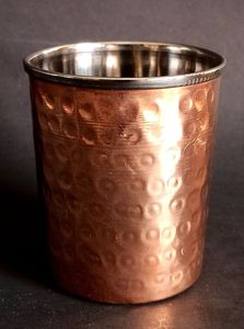 Vidrio de cobre puro hecho a mano para almacenar y servir agua ayuda a purificar el agua, apoya el bienestar y la rutina de estilo de vida saludable - Product Image 3