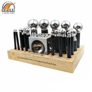 Ensemble de 22 outils de frappe en acier inoxydable Eagle pour la fabrication de bijoux - Product Image 1