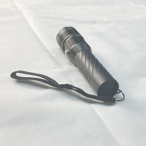 <span class=keywords><strong>Linterna</strong></span> láser de mano impermeable superbrillante IP65 con carga USB de cuerpo de aluminio de haz largo para acampar - Product Image 1