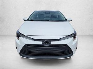 Versión Superior Sedán 2024 Corolla LE FWD Autos Usados en Venta - Product Image 3