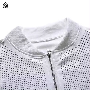 Chándales ligeros de diamantes de imitación para hombre más vendidos estilo único hecho en Pakistán con diamantes de imitación transpirables y cómodos - Product Image 3