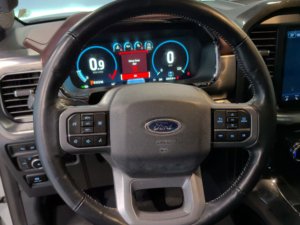 Ford F-150 LARIAT 2023 d'occasion en excellent état - Product Image 5