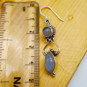 Boucles d'oreilles bohème en argent sterling 925 pour femmes bijoux de cadeau de mariage populaires avec perle de pierre de lune arc-en-ciel comme pierre principale - Product Image 3