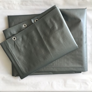 Rouleau de bâche PE personnalisable de haute qualité, imperméable, résistant aux déchirures, résistance à la traction de 2700N, surface mate, pour toiture agricole (type K) - Product Image 4